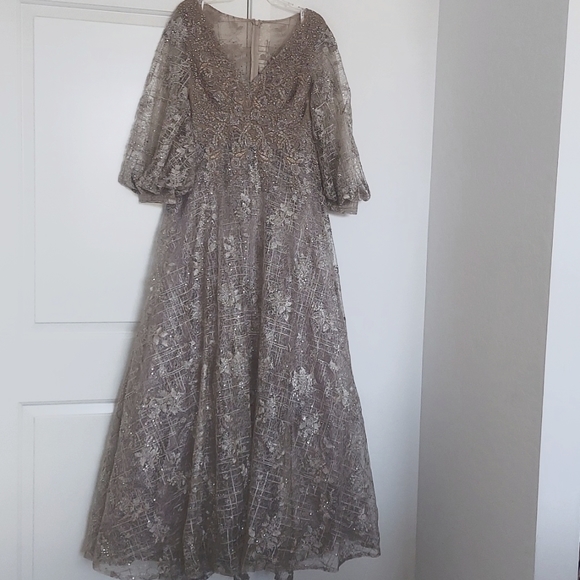 New Mac Duggal Sequin Lace Embroidery champagne colored A-line gown - Picture 1 of 7